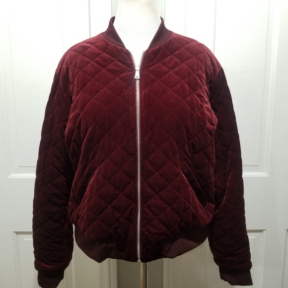 Lauren Ralph Lauren Jackets & Blazers - Lauren Ralph Lauren Burgundy Quilted Zip Up Bomber Jacket